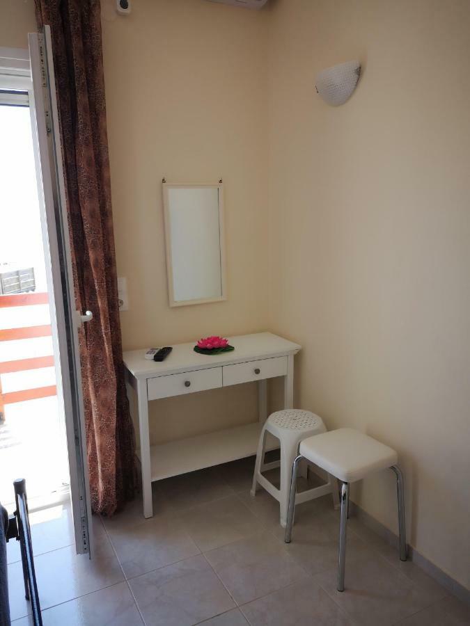 Apartment Alexis Armeno Маратиас Экстерьер фото